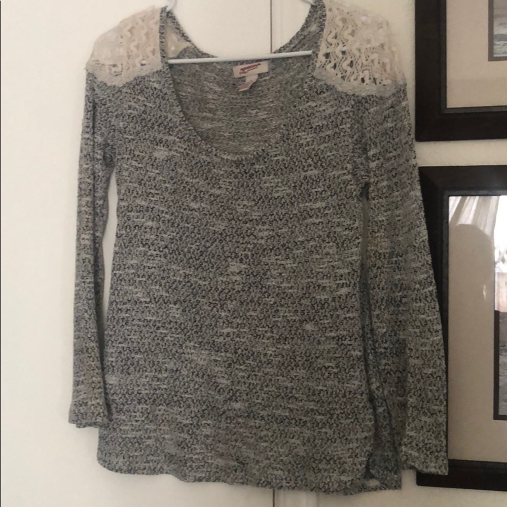 Arizona Jeans sweater shirt